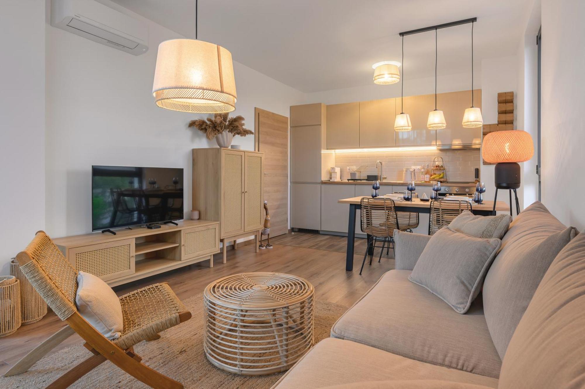 Boho Sea View One-Bedroom Pool & Spa Apartment Saints Constantine and Helena Exterior foto